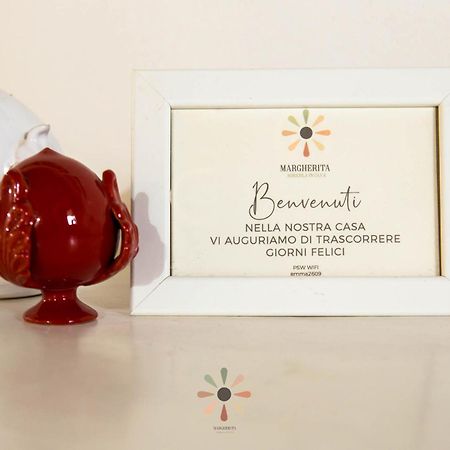 Agriturismo Tenuta Margherita Торре-Лапилло Экстерьер фото