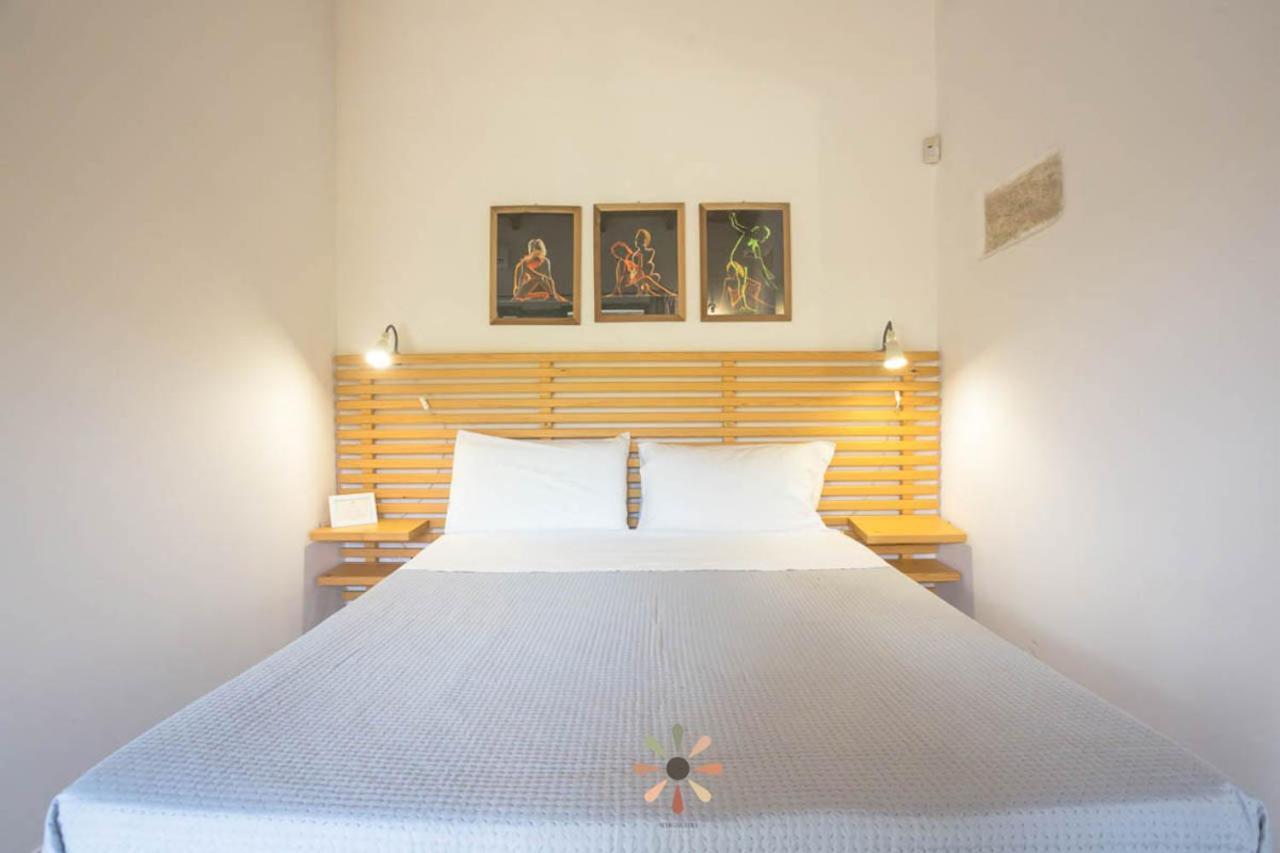 Agriturismo Tenuta Margherita Торре-Лапилло Экстерьер фото