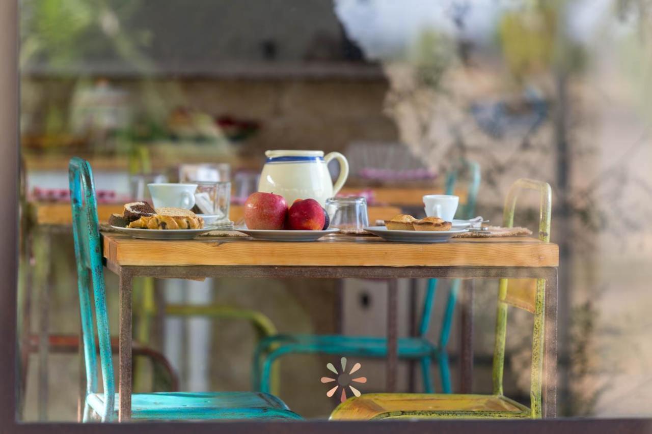 Agriturismo Tenuta Margherita Торре-Лапилло Экстерьер фото
