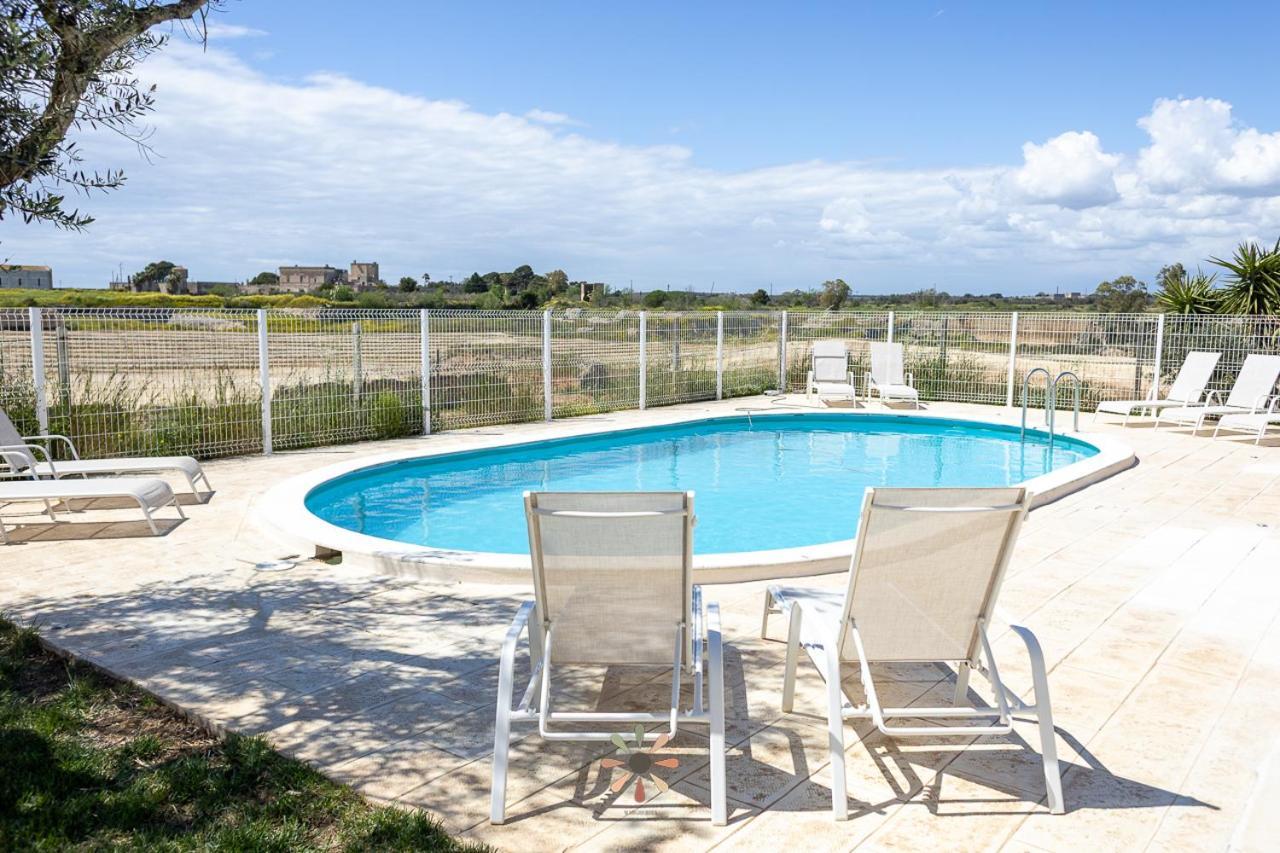 Agriturismo Tenuta Margherita Торре-Лапилло Экстерьер фото